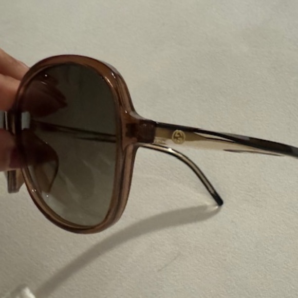 Gucci Oversized Sunglasses main image 9